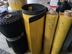 Guma porowata 10 mm płyta mikroguma EPDM z klejem