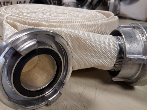 Wąż pożarniczy 110/20/ŁĄ DO MOTOPOMP, WĄŻ STRAŻACKI 4 CALE O DŁUGOCI 20 METRÓW ZAKOŃCZONY ALUMINIOWYMI ŁĄCZNIKA MI TYPU STORZ 4". WĄŻ P.POŻ TKANY Z PRZĘDZY Z WKŁADEM PCV. DYSTRYBUTOR ORION GDYNIA